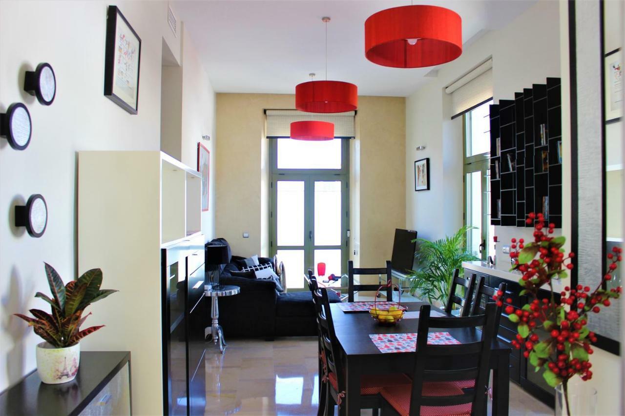 Luxury Apartment Sierpes Sevilla Bagian luar foto